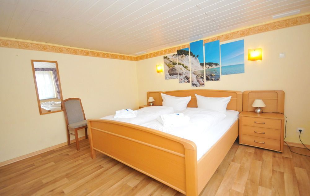 Ferienhus Baabe Fewo 01 Terrasse, Sauna- Und Schwimmbadnutzung Im Ahoi Sellin Exteriér fotografie