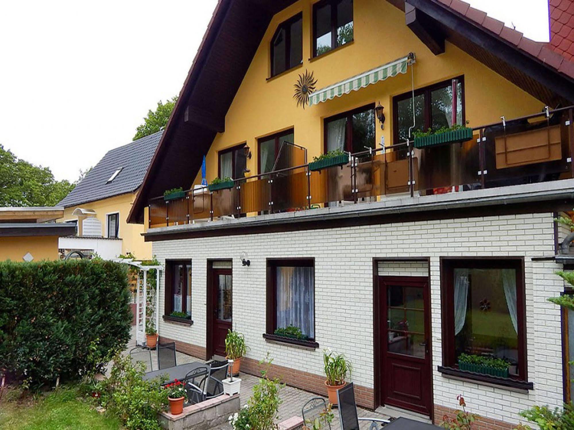 Ferienhus Baabe Fewo 01 Terrasse, Sauna- Und Schwimmbadnutzung Im Ahoi Sellin Exteriér fotografie