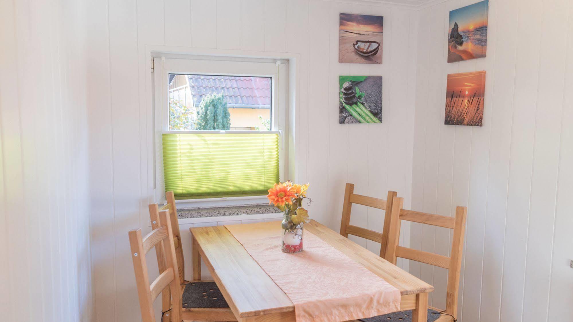 Ferienhus Baabe Fewo 01 Terrasse, Sauna- Und Schwimmbadnutzung Im Ahoi Sellin Exteriér fotografie