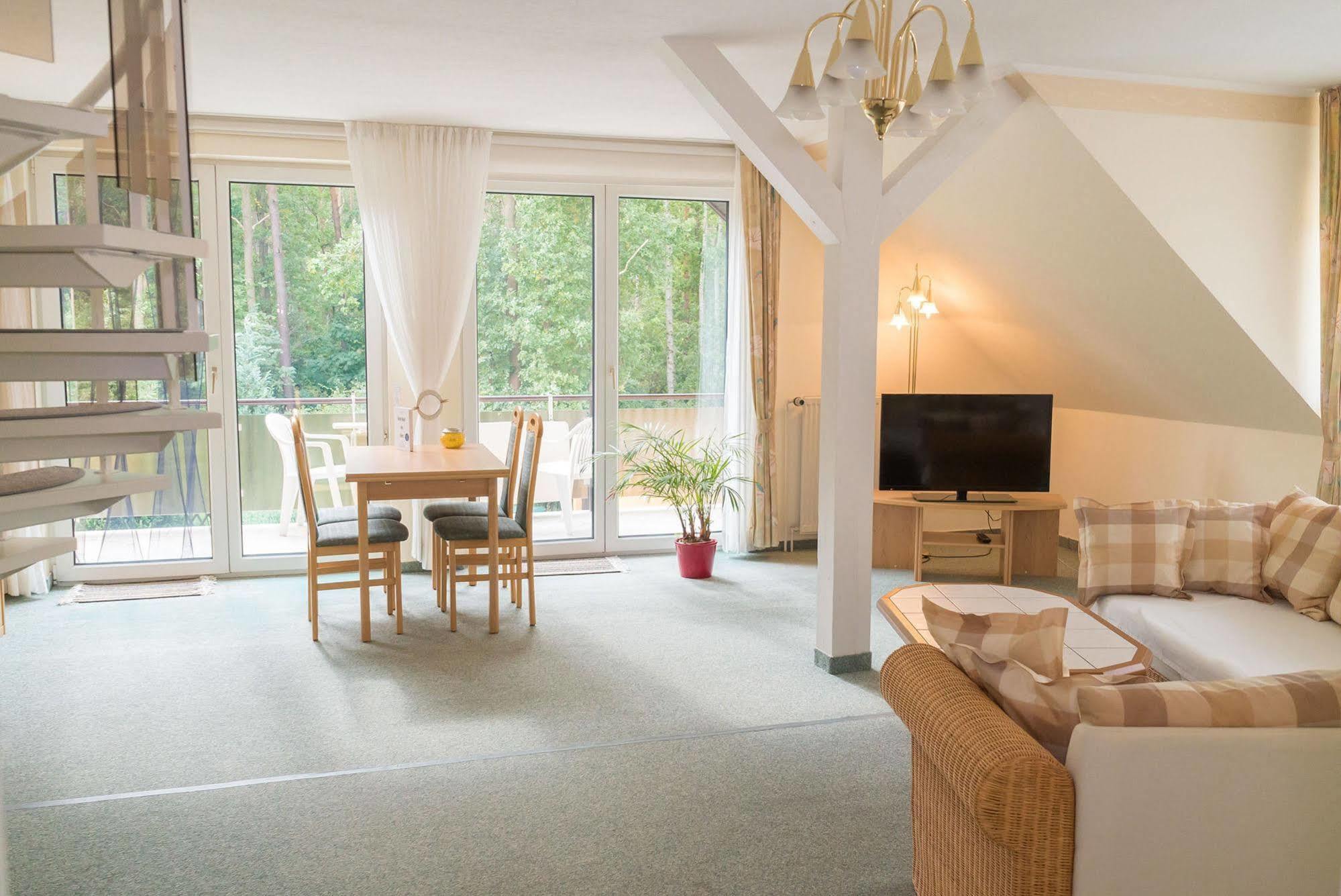 Ferienhus Baabe Fewo 01 Terrasse, Sauna- Und Schwimmbadnutzung Im Ahoi Sellin Exteriér fotografie