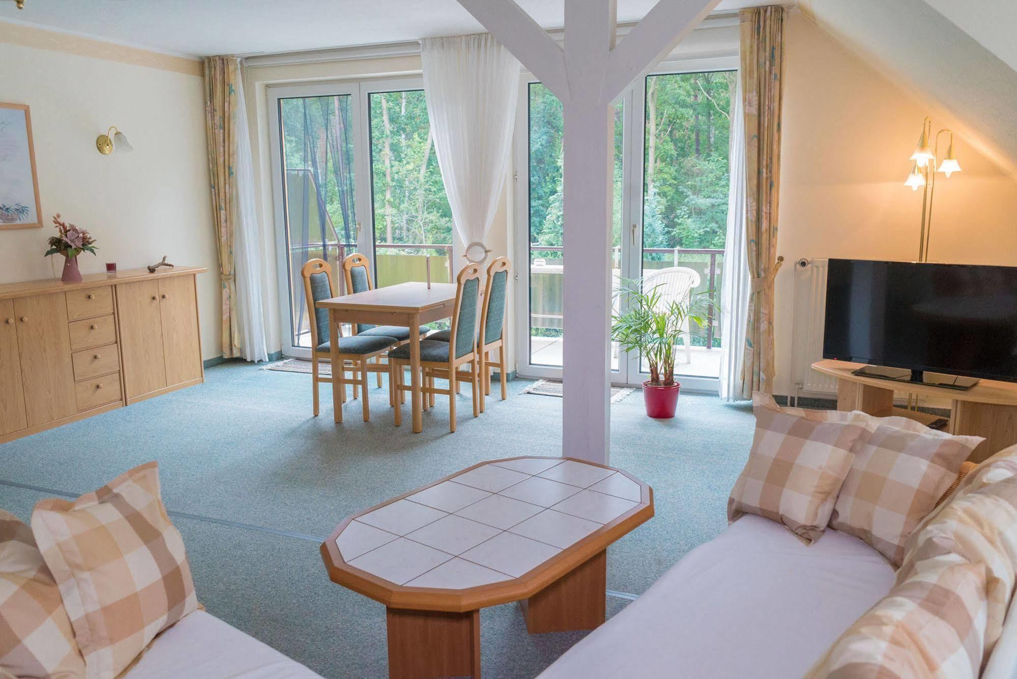 Ferienhus Baabe Fewo 01 Terrasse, Sauna- Und Schwimmbadnutzung Im Ahoi Sellin Exteriér fotografie